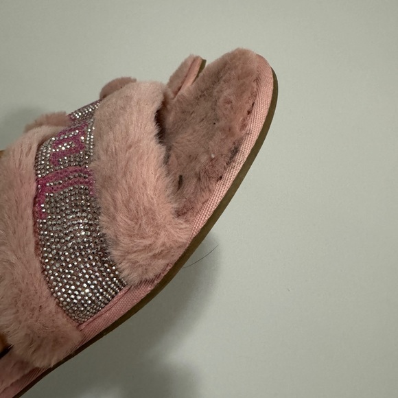 Juicy Couture Women Slippers - Picture 3 of 5